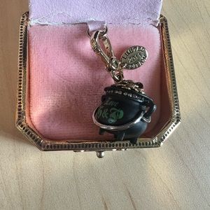 Juicy couture Pot O’ Gold Charm- NIB- YJRU4763